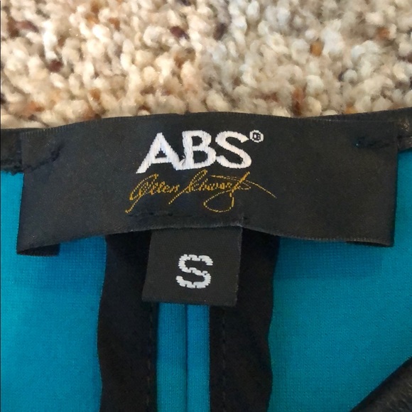 ABS Scuba Sheath with Peplum Detail Dress 👗 - Picture 2 of 7